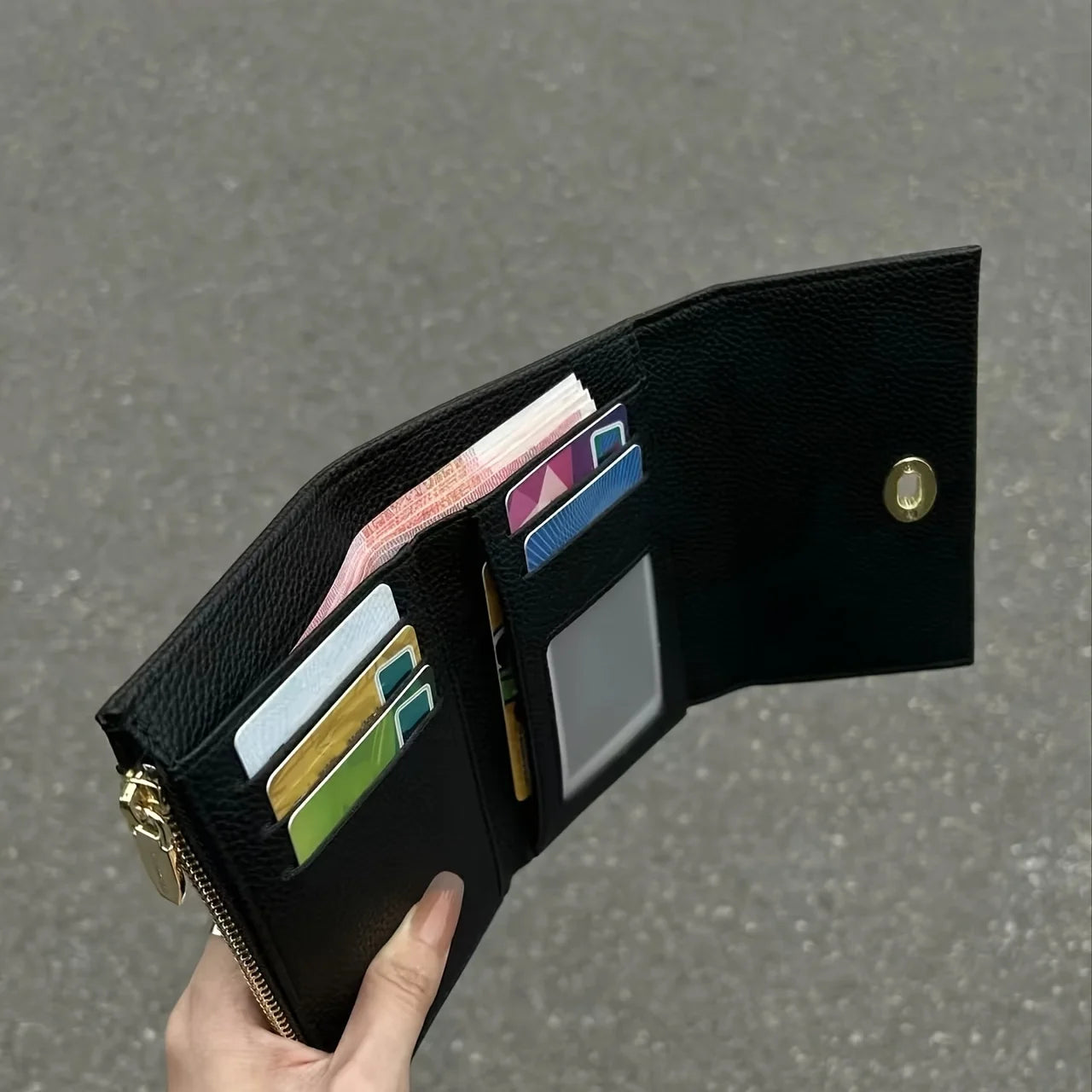 Exquisite Black Women's Wallet - Cool Style Compact Card Holder Wallet, Multiple Card Slots and Short Wallets