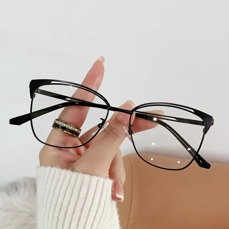 Retro Lady Cat Eye Glasses Frame Anti Blue Light Photochromic Glasses Computer Goggles Women Eyewear Clear Lens Gafas Mujer