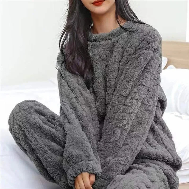 Winter Women Pajamas Set Coral Velvet Fluffy Homewear Thickened Two Piece Loungewear O Neck Sleepwear Soft Warm Leisure Suit