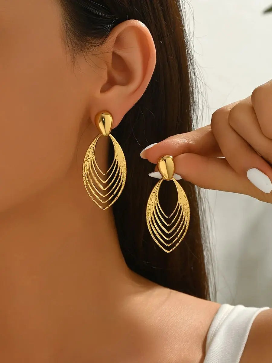 XJH043E A Pair Of Women's Golden Geometric Layered Teardrop Earrings, Fashionable And Elegant, Perfect For Gatherings/Daily Life